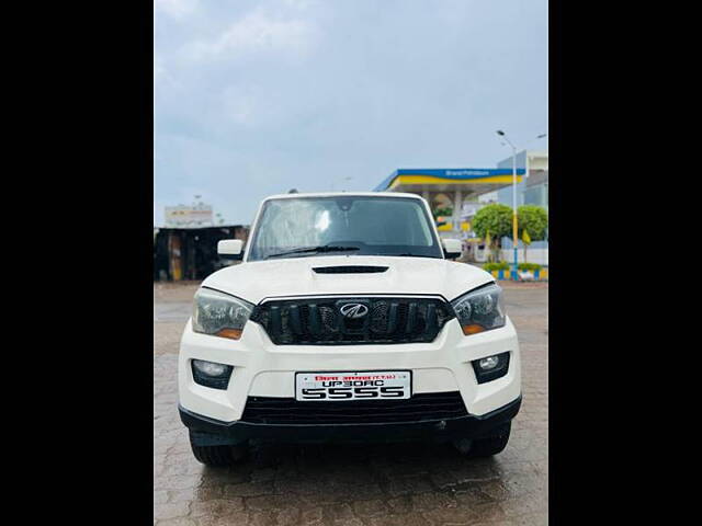 Used 2015 Mahindra Scorpio in Lucknow