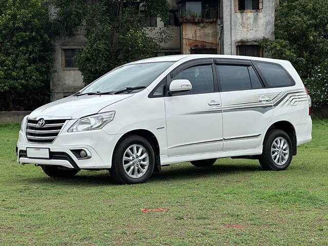 Used Toyota Innova [2013-2014] 2.5 VX 8 STR BS-III in Nashik