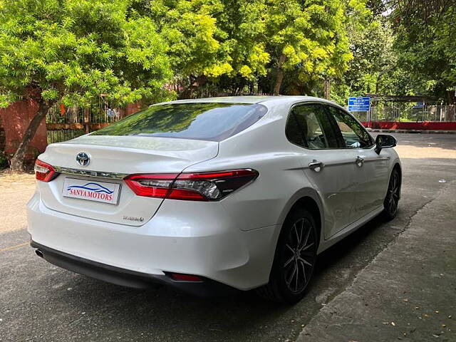 Used Toyota Camry Hybrid in Delhi