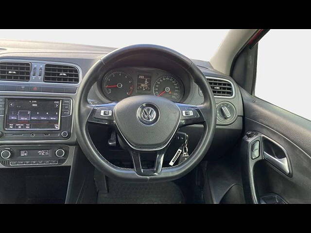 Used Volkswagen Polo [2016-2019] Highline Plus 1.0 (P) 16 Alloy in Pune