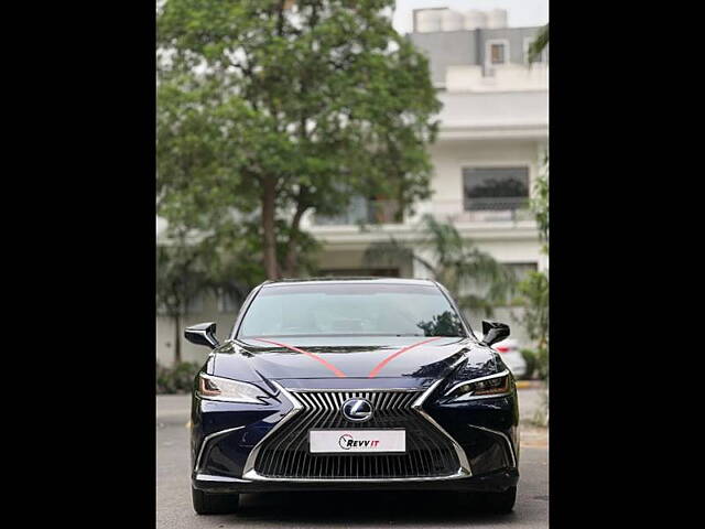 Used 2021 Lexus ES in Delhi