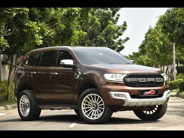 Used Ford Endeavour [2016-2019] Titanium 3.2 4x4 AT in Kolkata