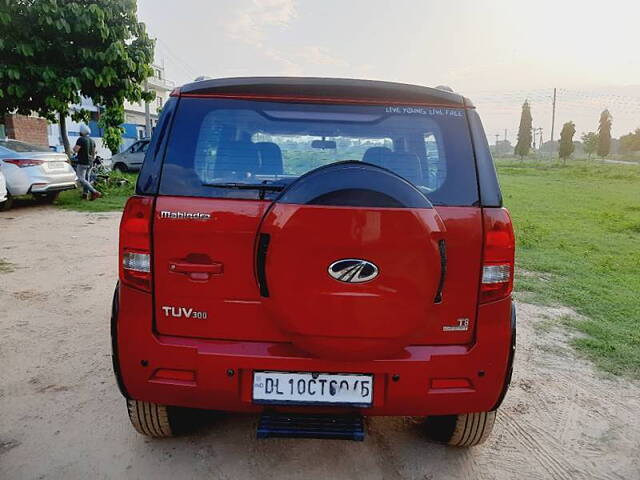 Used Mahindra TUV300 [2015-2019] T8 AMT in Mohali