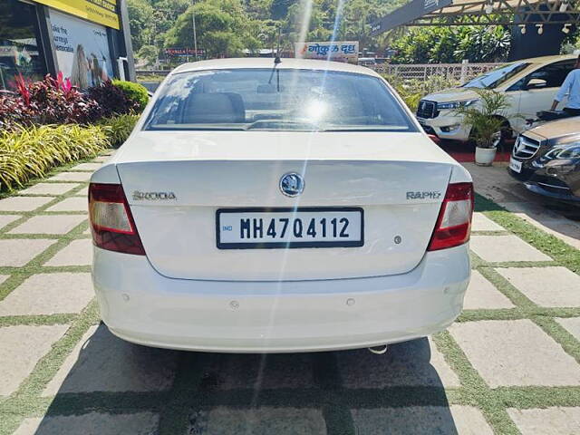 Used Skoda Rapid Style 1.6 MPI AT in Pune