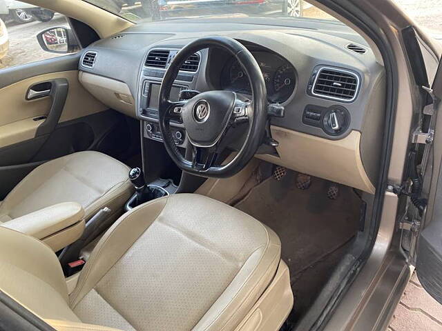 Used Volkswagen Vento [2015-2019] Highline Plus 1.2 (P) AT 16 Alloy in Lucknow