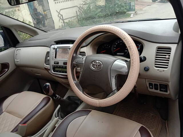 Used Toyota Innova [2005-2009] 2.5 V 7 STR in Hyderabad