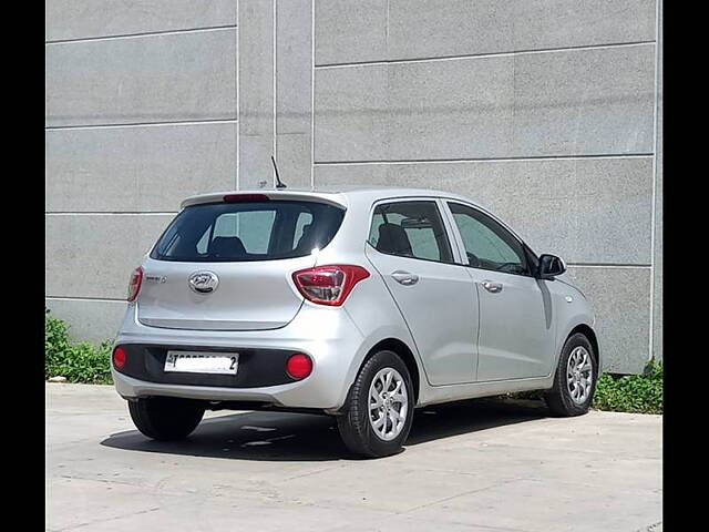 Used Hyundai Grand i10 [2013-2017] Magna 1.1 CRDi [2016-2017] in Hyderabad