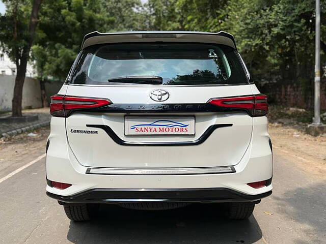 Used Toyota Fortuner Legender 2.8 4X2 AT in Delhi