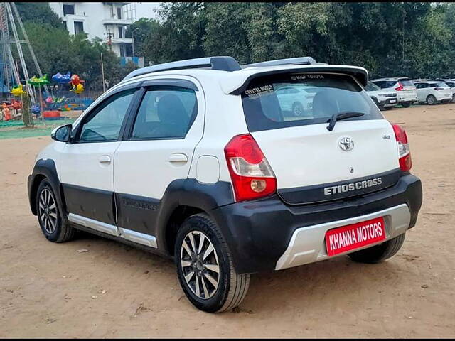 Used Toyota Etios Cross 1.4 GD in Delhi