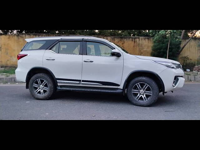 Used Toyota Fortuner [2016-2021] 2.8 4x2 AT [2016-2020] in Delhi