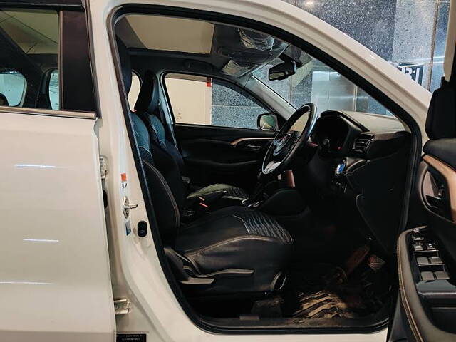 Used Maruti Suzuki Grand Vitara Zeta Plus Intelligent Hybrid eCVT Dual Tone in Ahmedabad