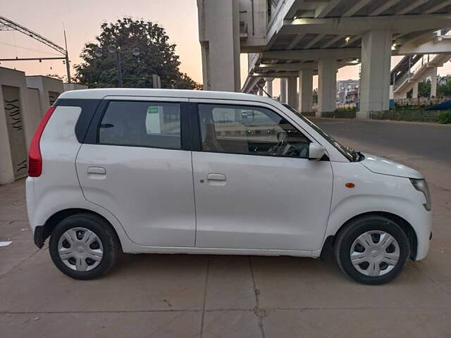 Used Maruti Suzuki Wagon R [2019-2022] VXi 1.2 AMT in Ahmedabad