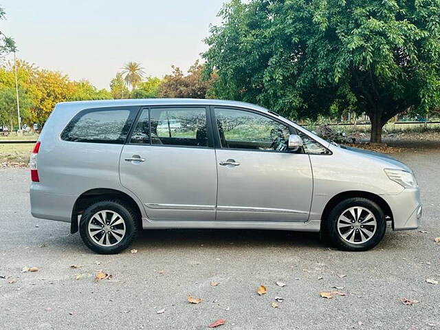 Used Toyota Innova [2013-2014] 2.5 VX 7 STR BS-IV in Mohali