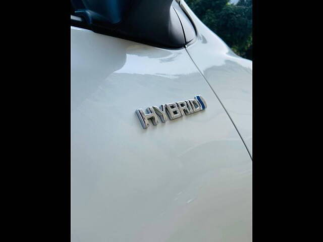 Used Toyota Innova Hycross VX Hybrid 8 STR in Delhi