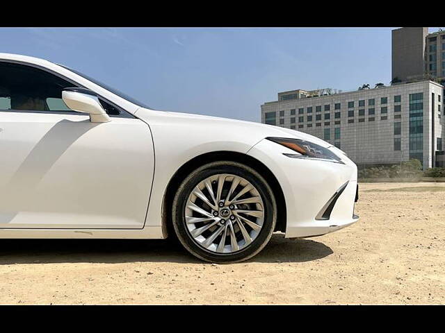 Used Lexus ES 300h Luxury [2020-2021] in Delhi