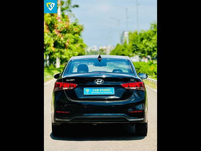 Used Hyundai Verna [2017-2020] SX (O) 1.6 CRDi  AT in Mohali