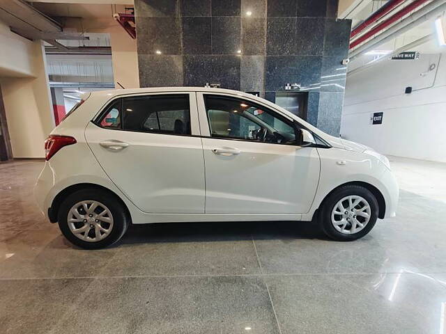 Used Hyundai Grand i10 Magna U2 1.2 CRDi in Ahmedabad