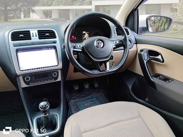 Used Volkswagen Polo [2014-2015] Highline1.2L (P) in Delhi