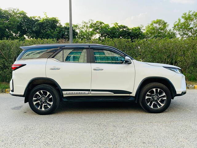 Used Toyota Fortuner Legender 2.8 4X4 AT in Delhi