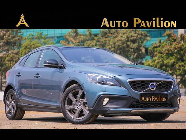 Used Volvo V40 Cross Country [2013-2016] D3 in Pune