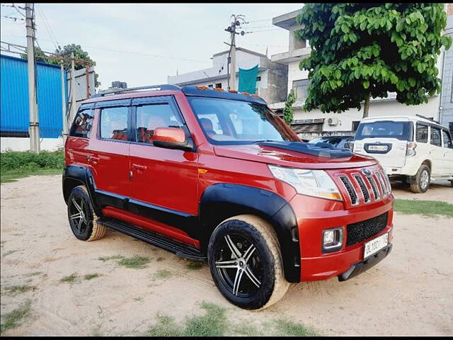 Used Mahindra TUV300 [2015-2019] T8 AMT in Mohali