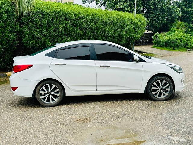 Used Hyundai Verna [2011-2015] Fluidic 1.6 CRDi SX in Delhi