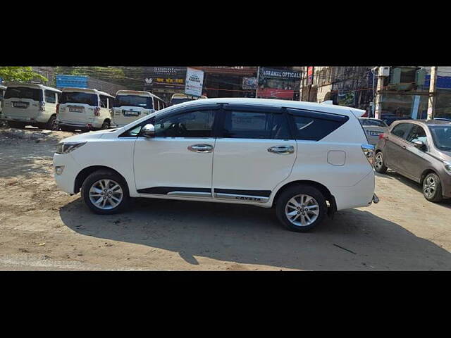 Used Toyota Innova Crysta [2016-2020] 2.4 G 7 STR [2016-2017] in Patna