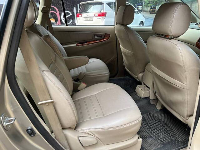 Used Toyota Innova [2005-2009] 2.5 V 7 STR in Mumbai