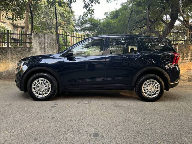 Used Mahindra XUV700 MX Petrol MT 5 STR [2021] in Delhi