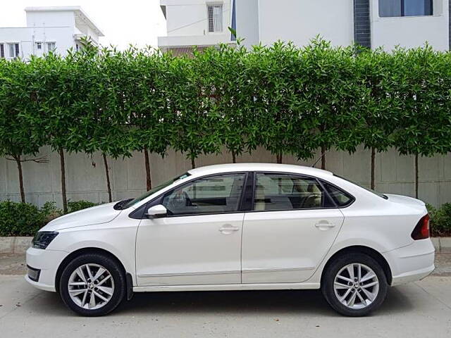 Used Skoda Rapid Style 1.6 MPI AT in Hyderabad