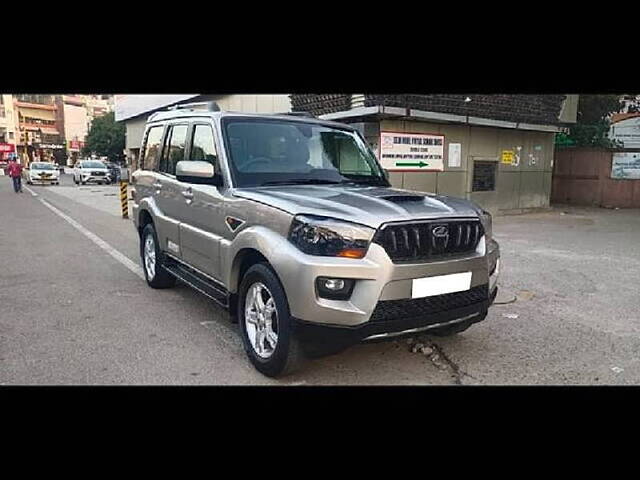 Used Mahindra Scorpio [2014-2017] S10 AT in Delhi