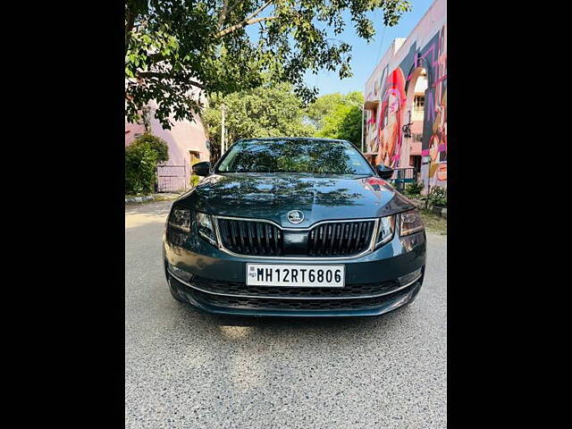 Used 2019 Skoda Octavia in Delhi