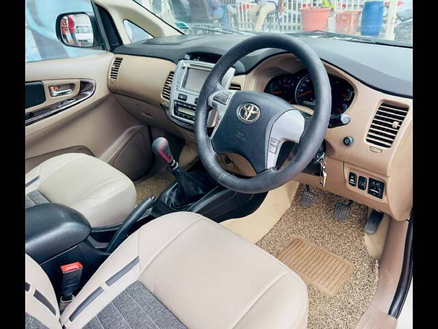 Used Toyota Innova [2013-2014] 2.5 VX 7 STR BS-III in Ahmedabad