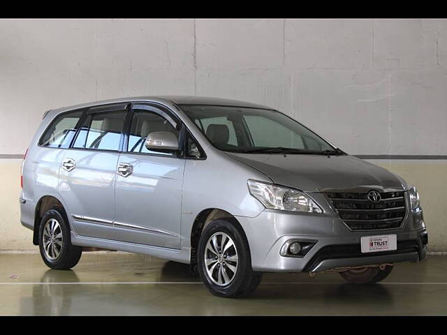 Used Toyota Innova [2013-2014] 2.5 VX 7 STR BS-III in Bangalore