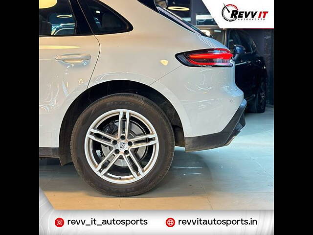 Used Porsche Macan Base [2021-2023] in Delhi