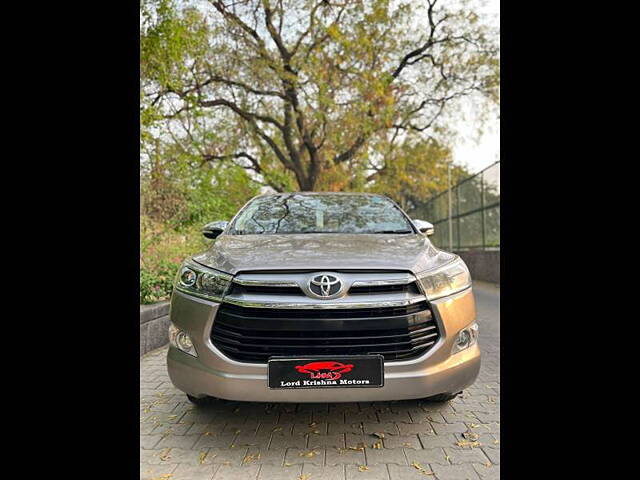 Used 2016 Toyota Innova Crysta in Delhi