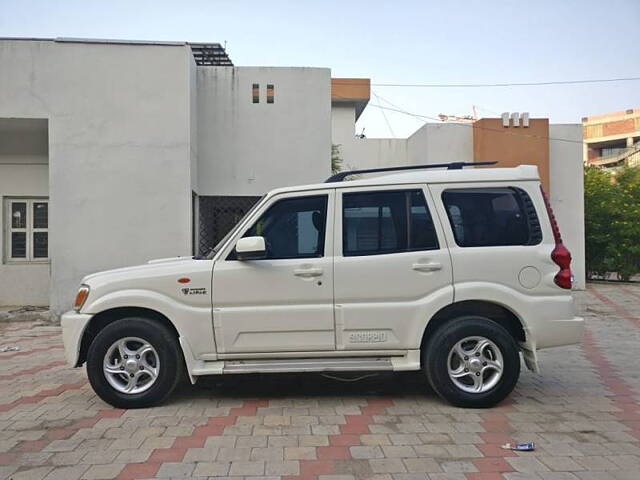 Used Mahindra Scorpio [2009-2014] VLX 2WD BS-IV in Ahmedabad