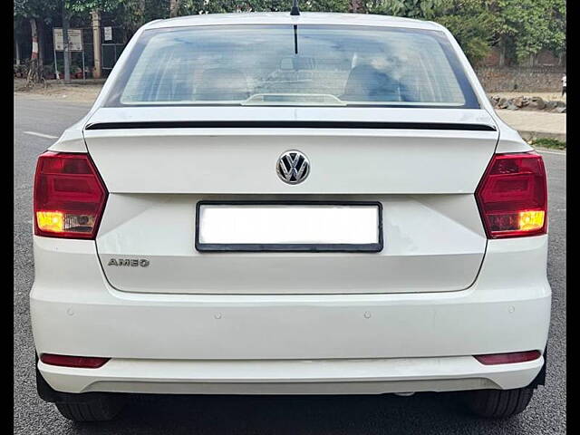 Used Volkswagen Ameo Highline1.2L Plus (P) 16 Alloy [2017-2018] in Delhi