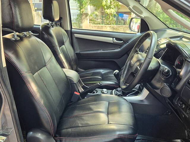 Used Isuzu D-Max V-Cross [2016-2018] 4x4 in Delhi