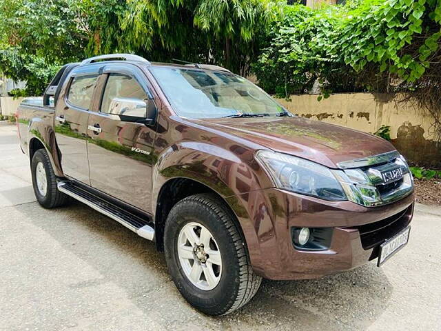 Used Isuzu D-Max V-Cross [2016-2018] 4x4 in Delhi