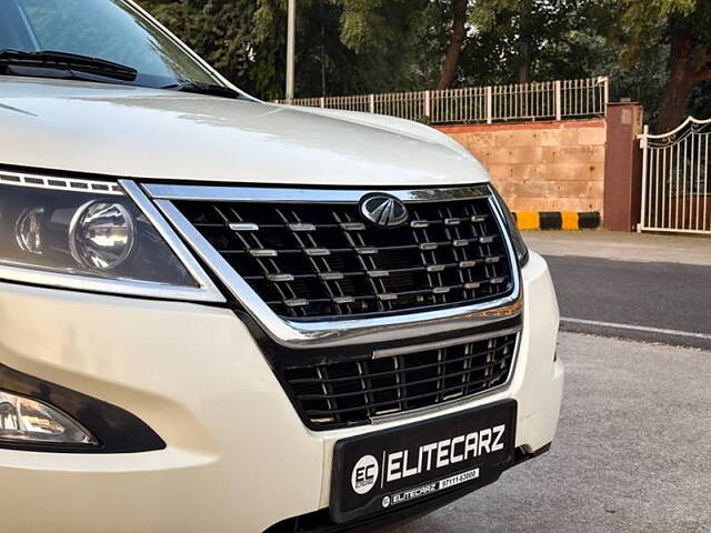 Used Mahindra XUV500 W11 AT in Delhi