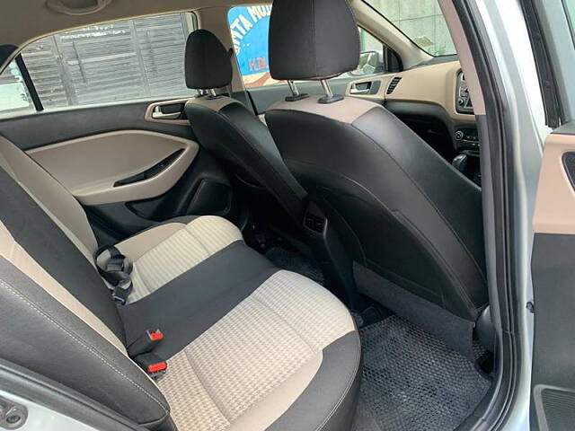 Used Hyundai Elite i20 [2018-2019]  Asta 1.2 AT in Delhi