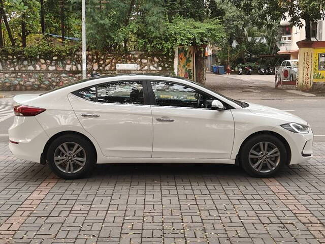 Used Hyundai Elantra SX (O) 1.5 AT in Navi Mumbai