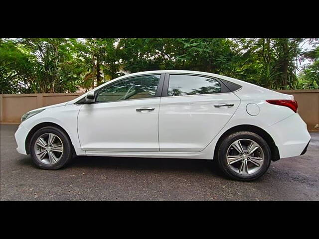 Used Hyundai Verna [2017-2020] SX (O) Anniversary Edition 1.6 CRDi in Ahmedabad