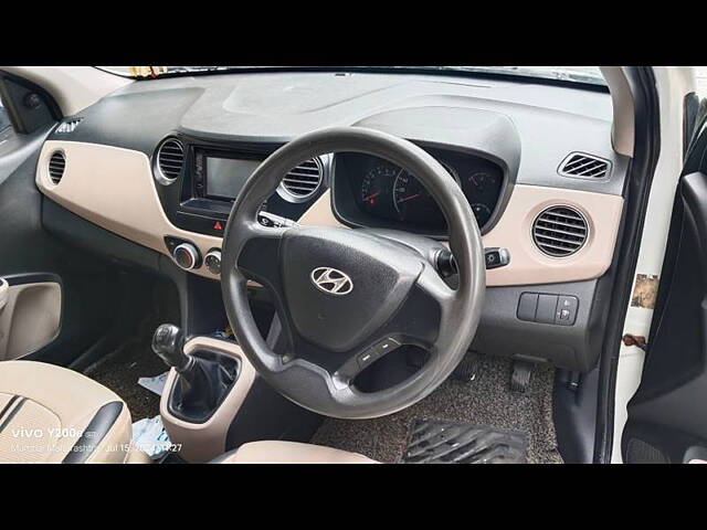 Used Hyundai Grand i10 [2013-2017] Magna 1.1 CRDi [2016-2017] in Mumbai