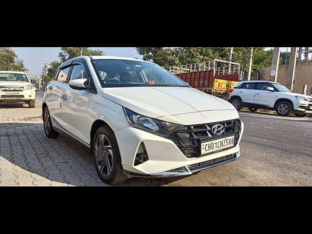 Used Hyundai i20 [2020-2023] Sportz 1.2 MT [2020-2023] in Chandigarh