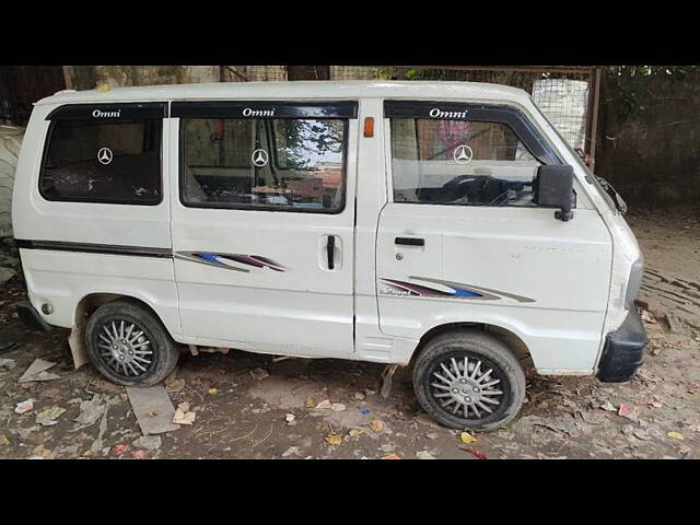 Used Maruti Suzuki Omni 8 STR BS-III in Lucknow