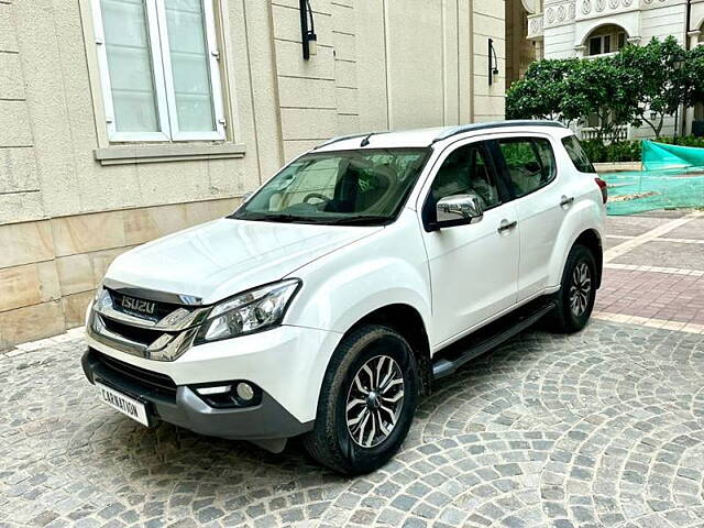 Used Isuzu MU-X [2017-2018] 4x4 in Delhi