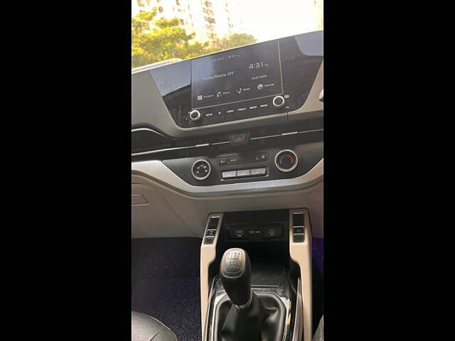 Used Kia Carens [2022-2023] Prestige 1.5 Petrol MT 7 STR in Chennai