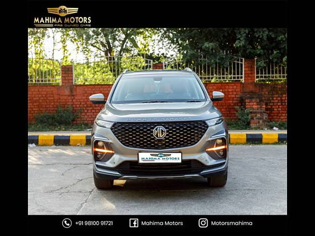 Used 2022 MG Hector Plus in Delhi